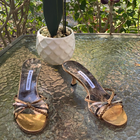 Manolo Blahnik Brown & Gold Strappy Kitten Heels - Picture 10 of 13